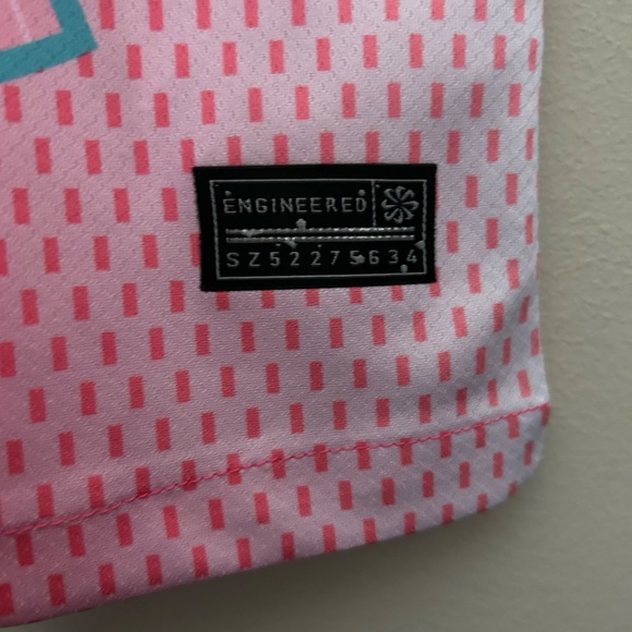 Barca Pink Limited Edition Jersey 2025/26-Soccer Jersey-Football Jersey - Picture 4 of 4